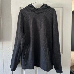 Lululemon Men’s Sweatshirt!